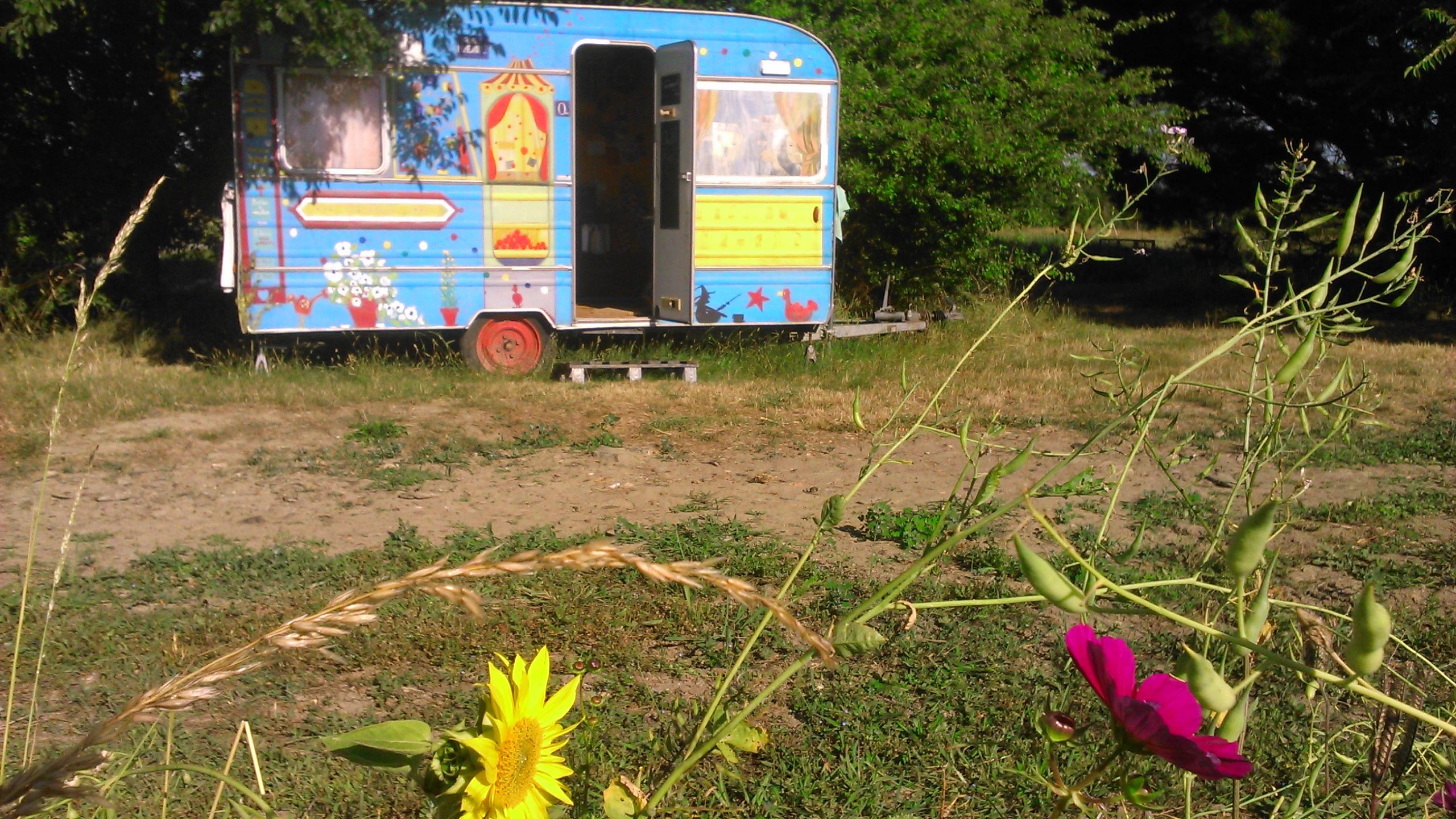 Caravane bleue
